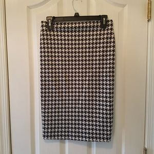 Black and White Kardashian Kollection Skirt